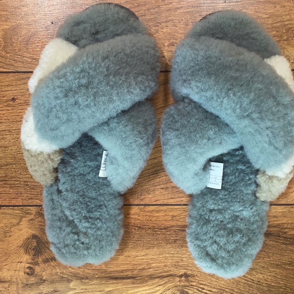 Emu Australia slippers